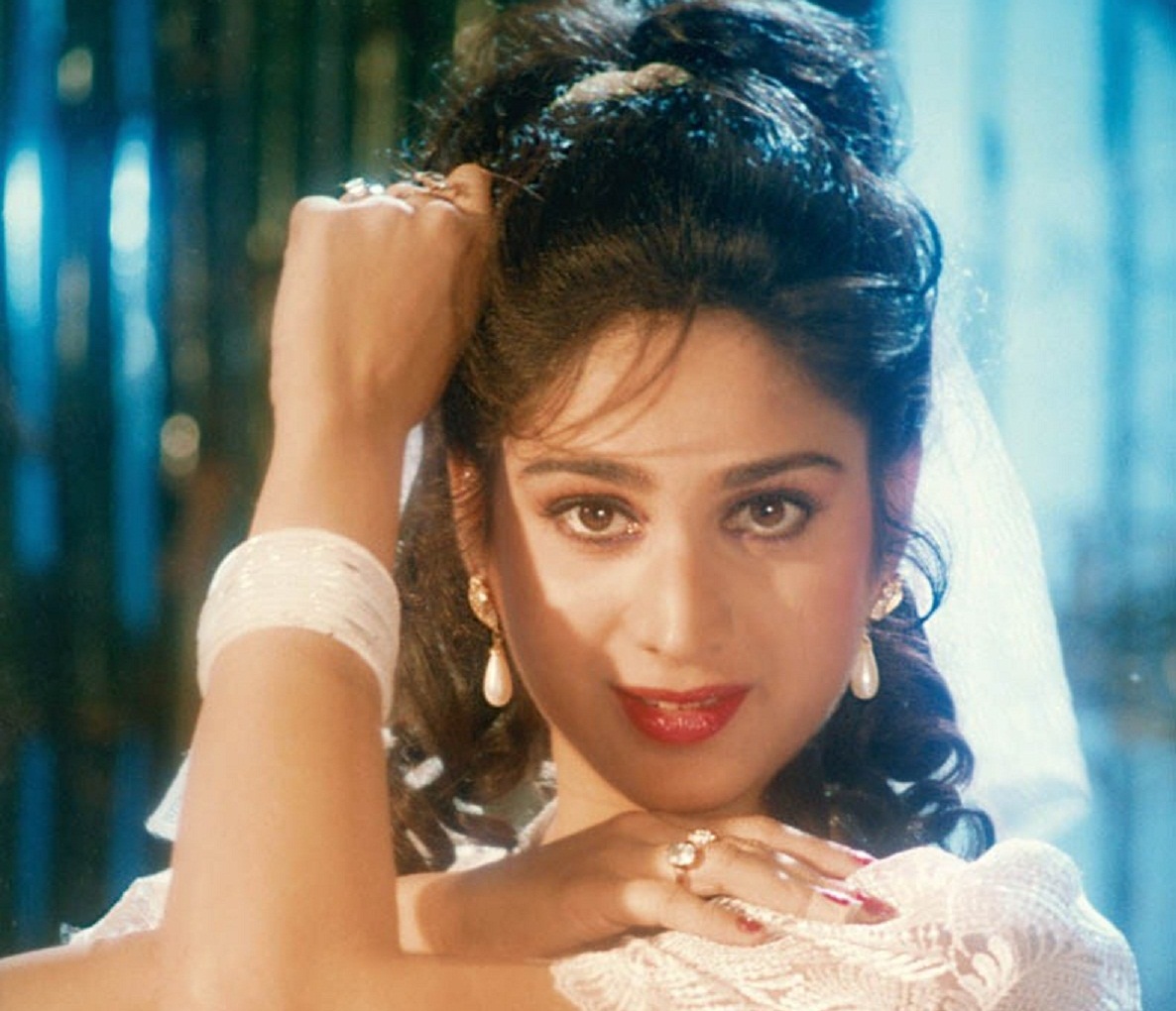 Meenakshi Sheshadri Wallpapers Free Download